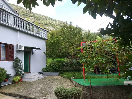 Three – storey house for sale in Herceg Novi — photo 2