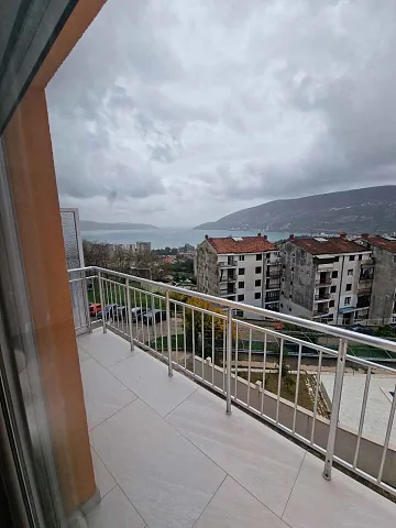 Maisonette-Wohnung mit drei Schlafzimmern in Igalo mit Meerblick — photo 11