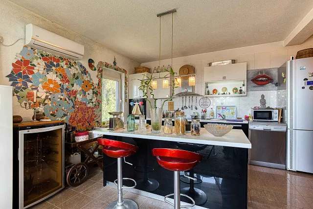 415 m² House in Mišići, Bar — Panoramic Sea View, French Style — photo 5