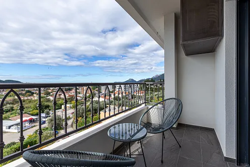Bright Two-Bedroom Apartment in Bar