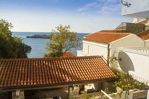 Studio in Sveti Stefan with a beautiful sea view