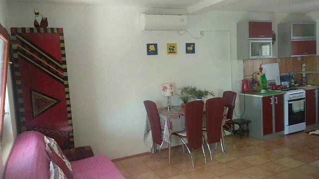House with Sea and Mountain Views in Sutomore — 110 m², 150 m² Plot