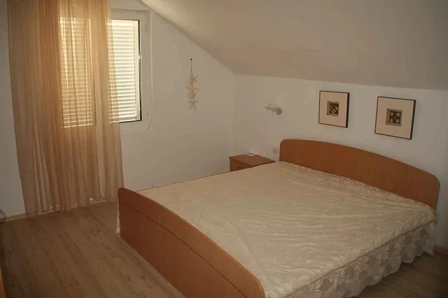 House in with pool in Dobrota — photo 21