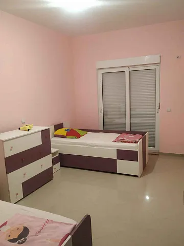 Two-bedroom apartment with sea view in Ulcinj — photo 7