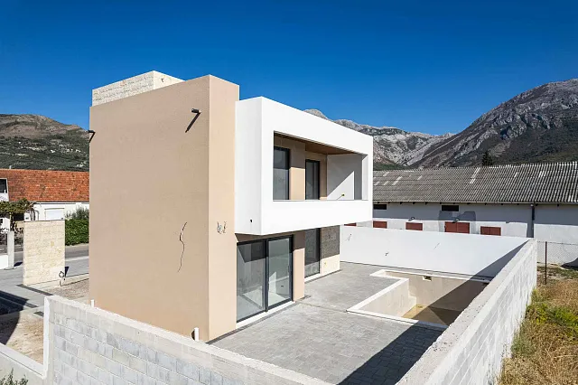 Modern House in Bar with Terrace and 3 Bedrooms