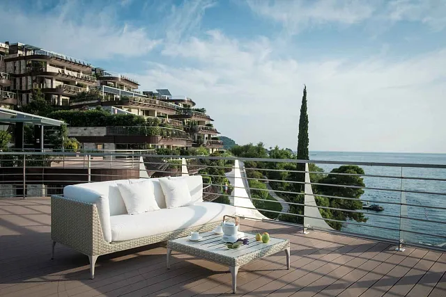 Luxurious apartments in Budva with spectacular sea view — photo 41