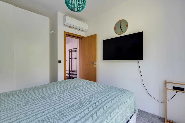 Modern three-bedroom apartment in the centre of Tivat with sea views — photo 32