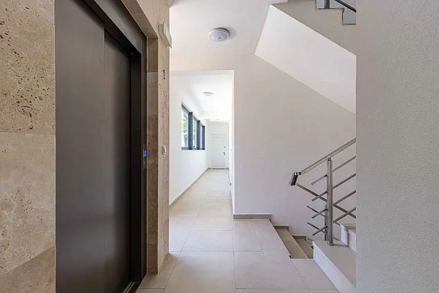Beautiful one-bedroom apartment, Ulcinj — photo 9
