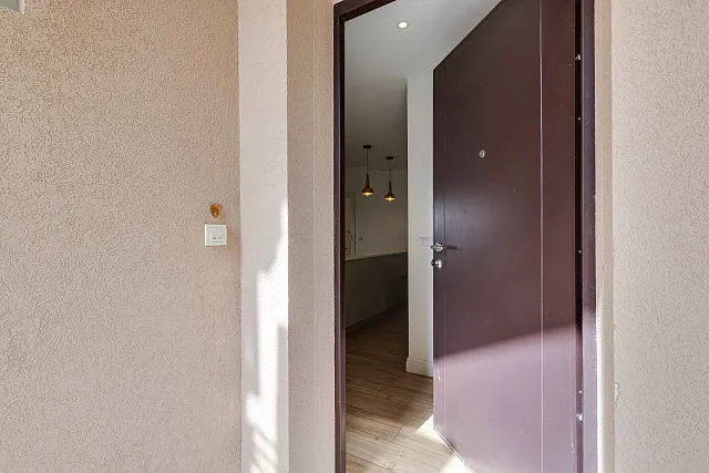 LUXURY THREE-BEDROOM APARTMENT WITH BREATHTAKING SEA VIEWS — photo 26