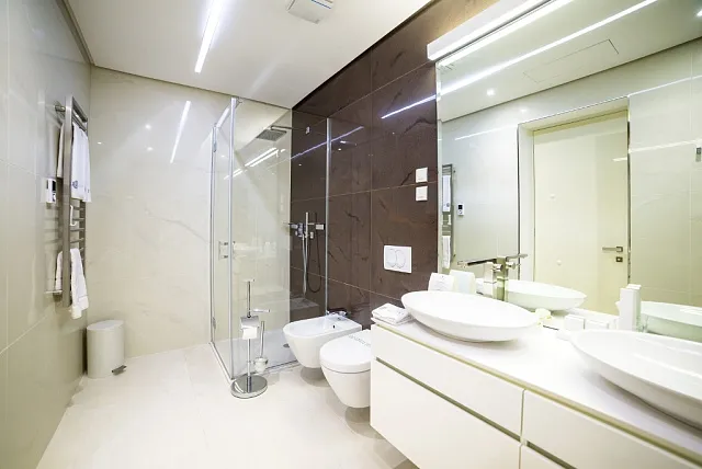 Apartments in a premium complex on the first line — photo 8