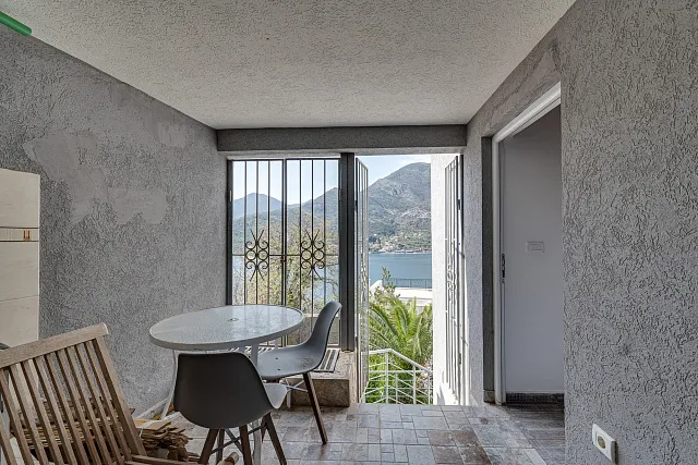 Villa with panoramic sea views in Tivat — photo 10