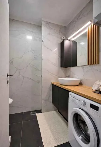 Studio 24m Tivat Majina