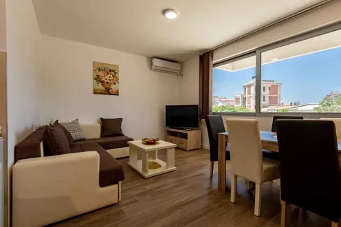 Two-bedroom apartment in an attractive location in Bar