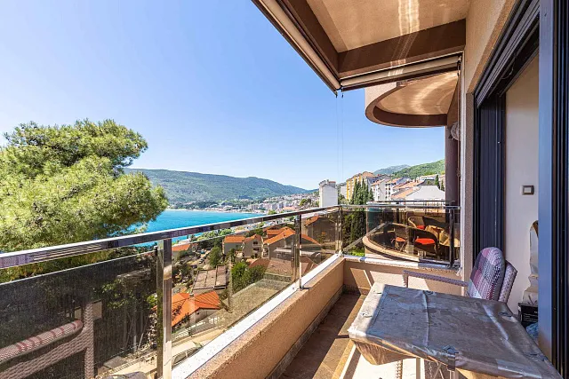 Excellent villa in the center of Herceg Novi — photo 46