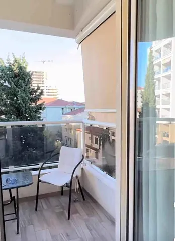 Two-bedroom apartment for sale in the very center of Budva. — photo 16