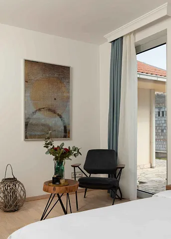 A complex of modern villas with a beautiful view — photo 14