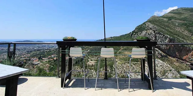 Unique villa with sensational seaview — photo 20