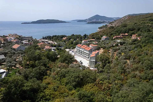 AN EXCLUSIVE INVESTMENT OPPORTUNITY NEAR KAMENOVO AND SVETI STEFAN