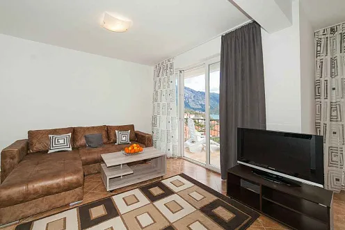 Apartments with seaview in Herceg Novi — photo 3