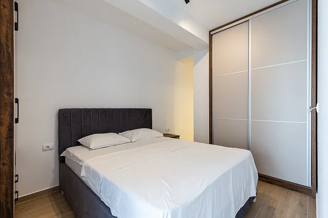One-Bedroom Apartment in Bečići – Fully Furnished! — photo 11