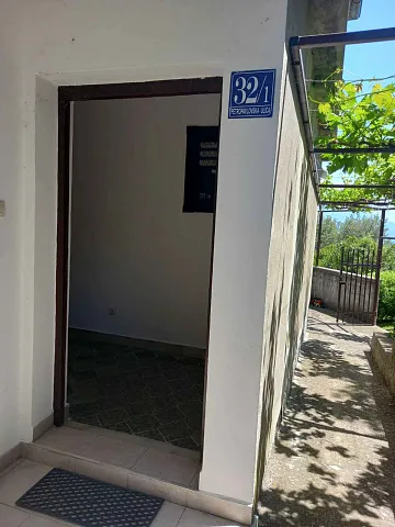 2-bedroom apartment in Bijela  — photo 19