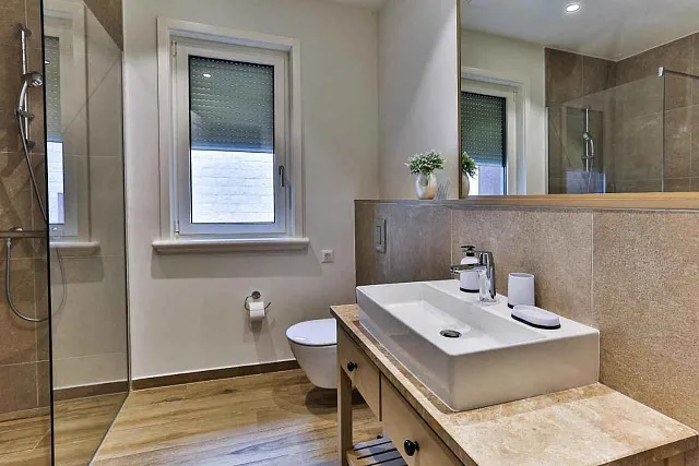 A 95 m² apartment in the prestigious Luštica Bay resort with beautiful sea views. — photo 5