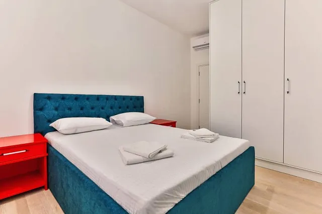 Three-bedroom apartment in Becici, 86m² — photo 7