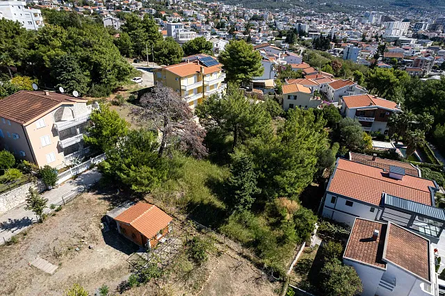 Sea-view land plot in Šušanj, 150 m from the beach — 950 m² — photo 11