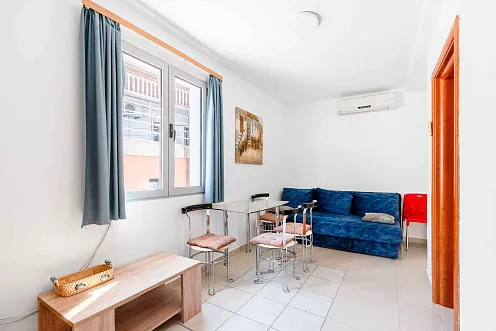 Apartment 60m2 with two bedrooms in Rafailovici — photo 2