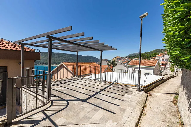 Excellent villa in the center of Herceg Novi — photo 34