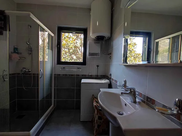 Townhouse with Pool View in Kotor, Lastva — 107 m² + Terraces — photo 8