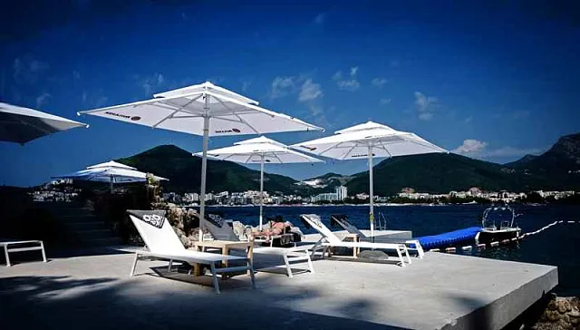 Luxurious apartments in Budva with spectacular sea view — photo 9