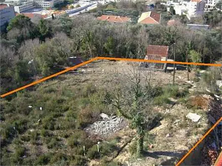 Building plot in the picturesque resort town of Becici