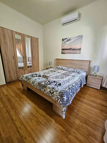 Spacious 1-Bedroom Apartment in Prcanj — photo 10