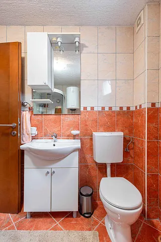 Apartment with 2 bedrooms in Bečići — photo 20
