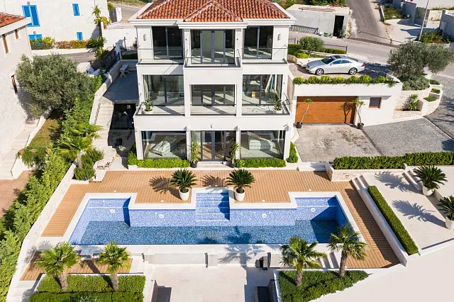 For sale a modern villa with a pool in Blizikuce — photo 4