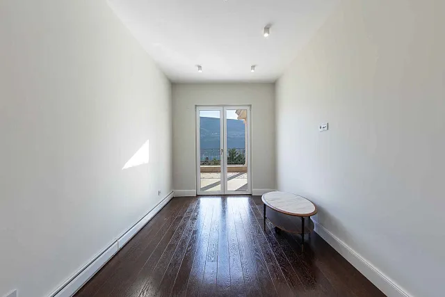 For sale new villas in a complex overlooking the Bay of Kotor — photo 6
