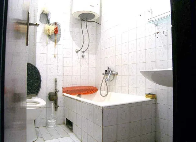 Apartment in Budva — photo 10