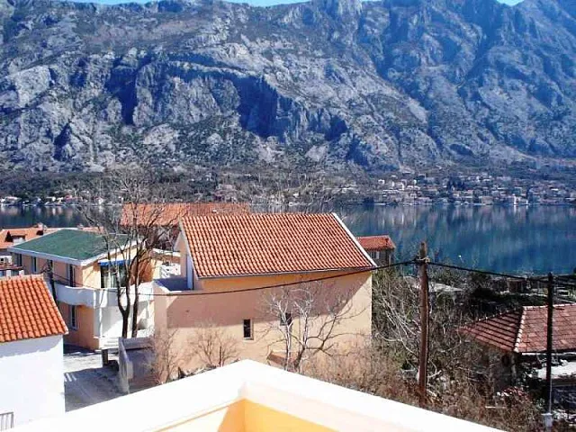 Cosy apartments in beautiful and calm region called Prcanj — photo 7