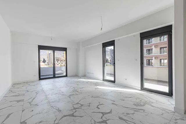 Spacious 3-Bedroom Apartment in a New Building in Bar — 148 m²
