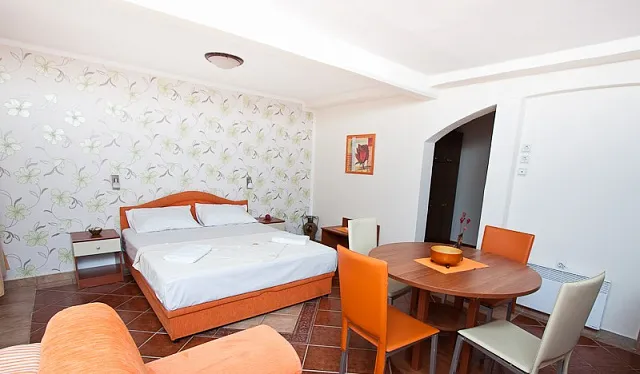 Villa-Hotel near the sea in Becici — photo 4