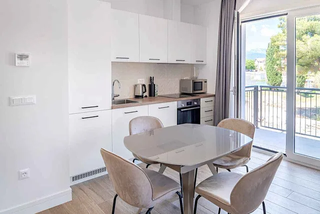 ATTRACTIVE APARTMENT IN LUŠTICA – AN EXCELLENT INVESTMENT OPPORTUNITY — photo 5