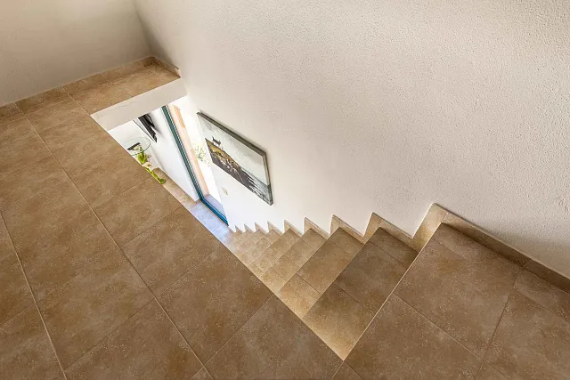 57 m² house with one bedroom, two floors, and a beautiful plot with sea views in Mrčevac. — photo 4