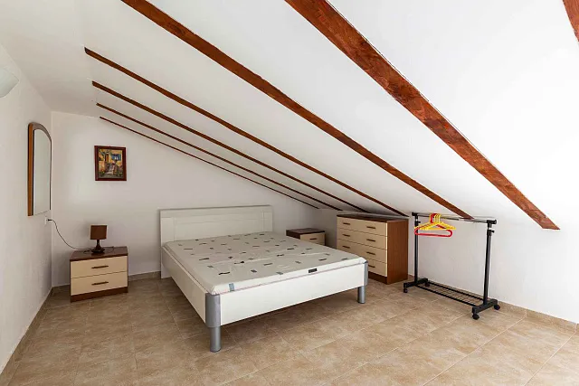 57 m² house with one bedroom, two floors, and a beautiful plot with sea views in Mrčevac.