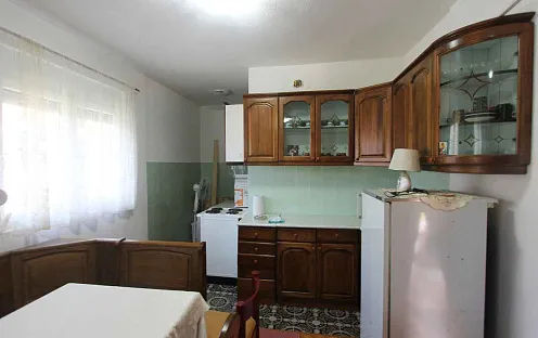 Three-story house in Herceg Novi  — photo 2