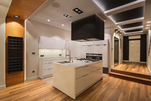 Super luxurious three-story triplex apartment with a jacuzzi and sauna — photo 5
