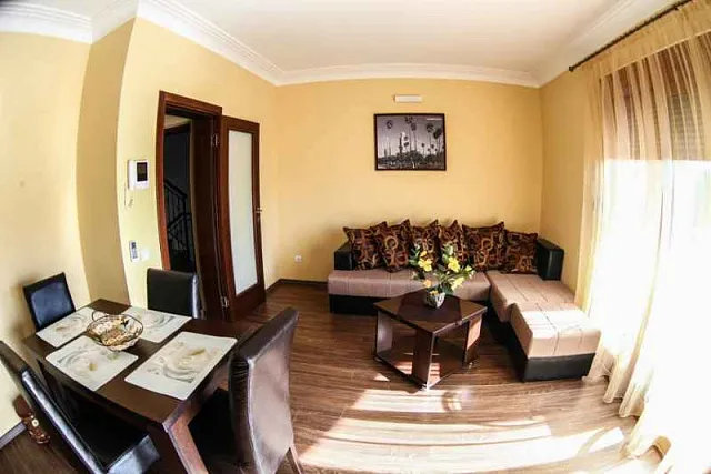 Haus / Aparthotel in Sutomore — photo 7