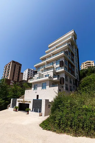 Luxury Two-Bedroom Apartment 64 m² with Panoramic Sea View — photo 28