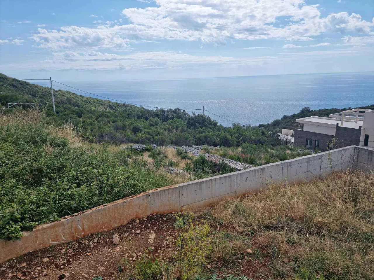 Plot for sale in Krimovica