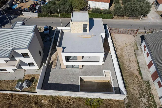 Modern House in Bar with Terrace and 3 Bedrooms — photo 8